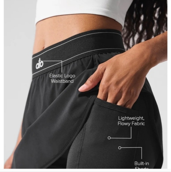 Alo Yoga Match Point Tennis Skirt Black Skort XS NWT $78 Best Seller - Picture 2 of 10